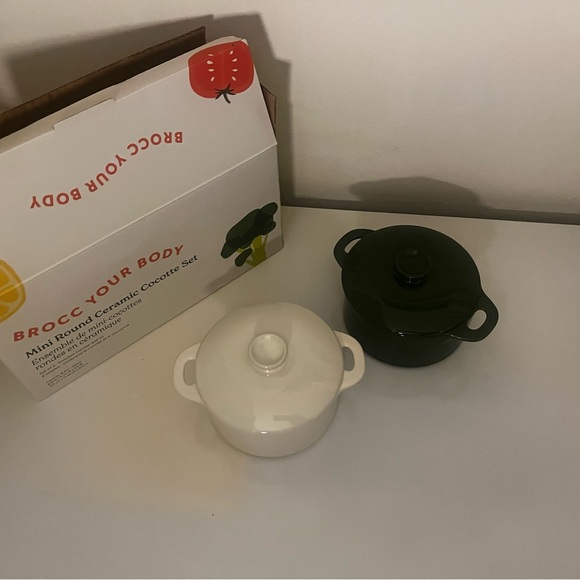 Brocc Your Body Mini Round Ceramic Cocotte Set - Picture 7 of 13